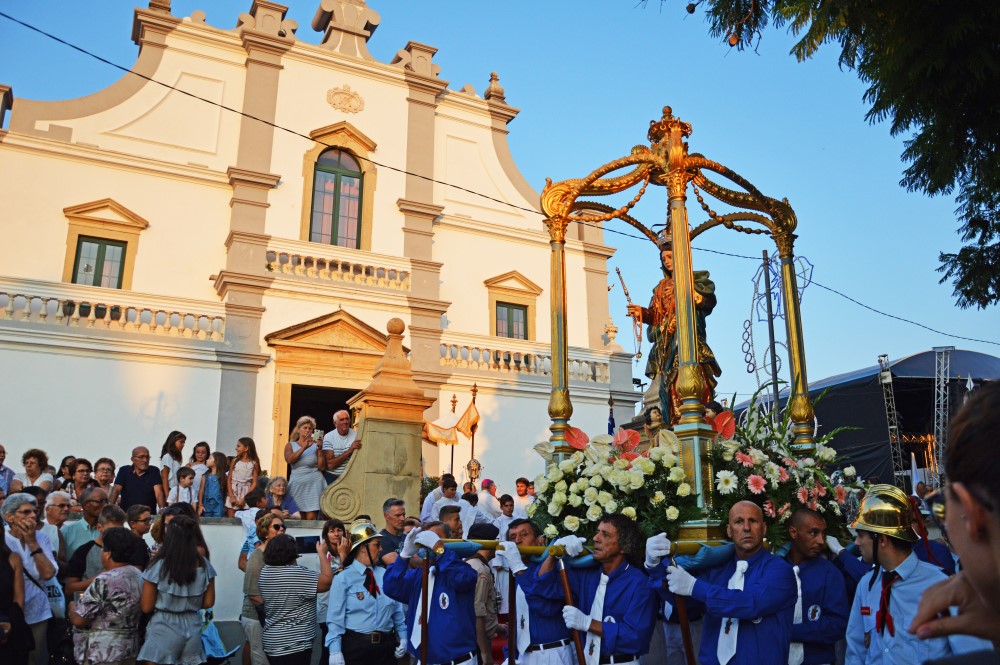 Festa em honra de Nossa Senhora da Luz em Lagoa (Faro)